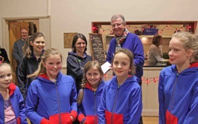 1st Adderbury Guides receive £200